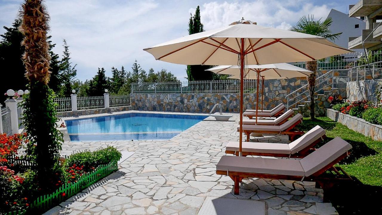 Perivolos Apartments Dhërmi Dış mekan fotoğraf
