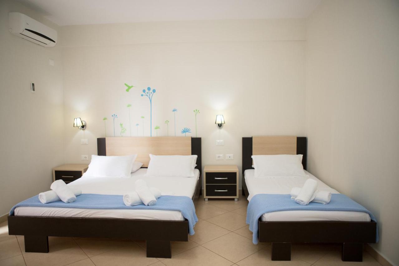 Perivolos Apartments Dhërmi Dış mekan fotoğraf
