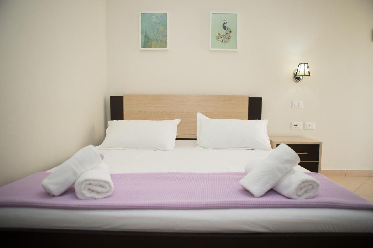 Perivolos Apartments Dhërmi Dış mekan fotoğraf