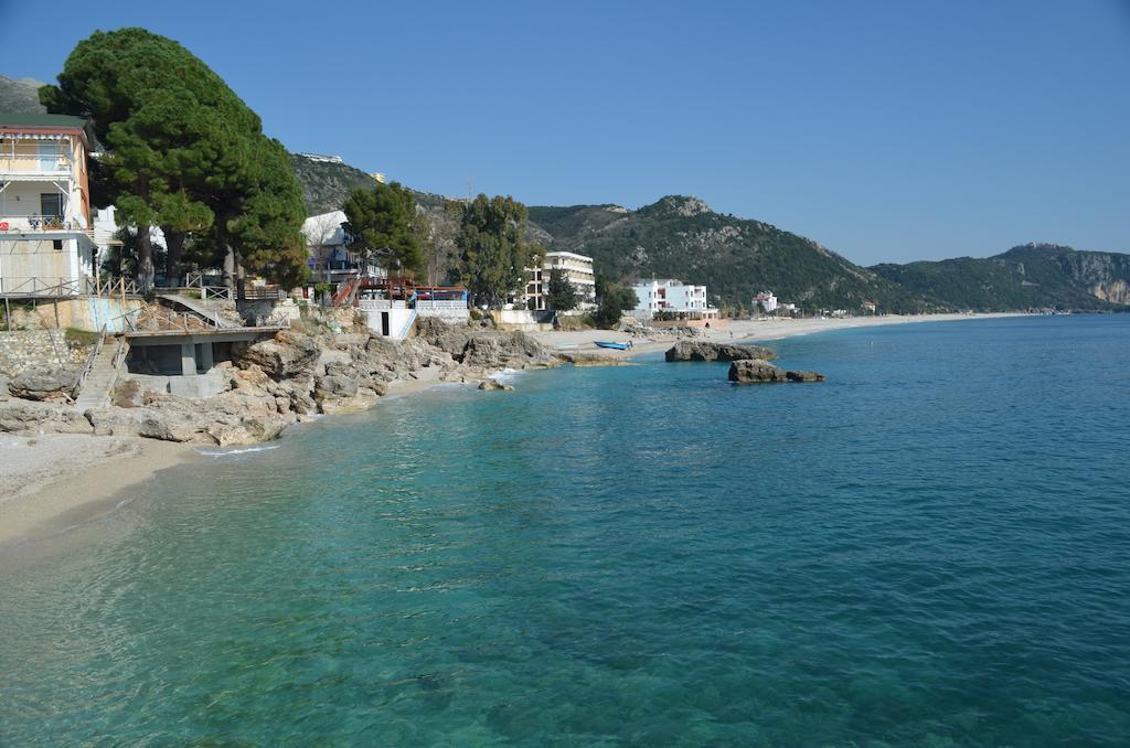 Perivolos Apartments Dhërmi Dış mekan fotoğraf