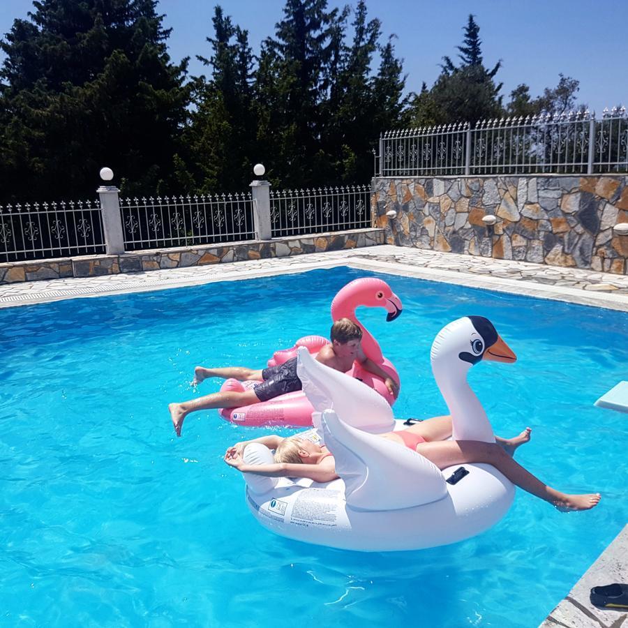 Perivolos Apartments Dhërmi Dış mekan fotoğraf